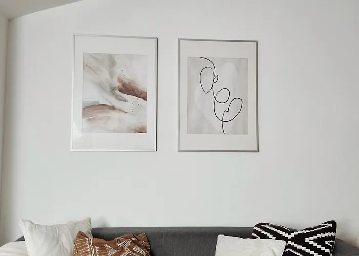 Typical Lisbon Apartment Principe Real Лісабон